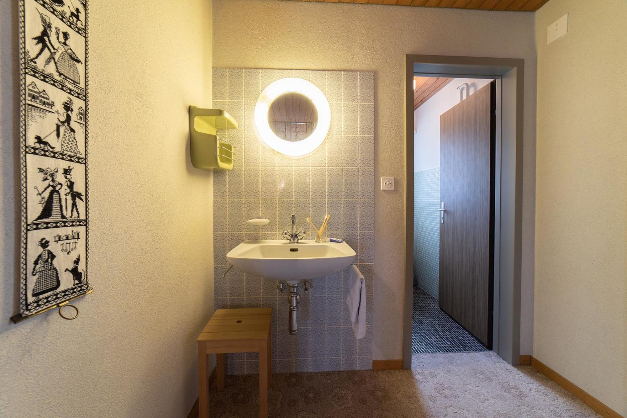 Jambo Pua Villa Alt St. Johann Exteriör bild